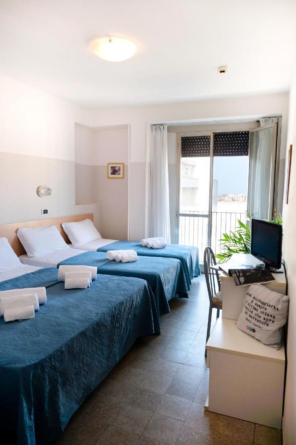 Hotel Selene - Vista Mare Riccione Camera foto