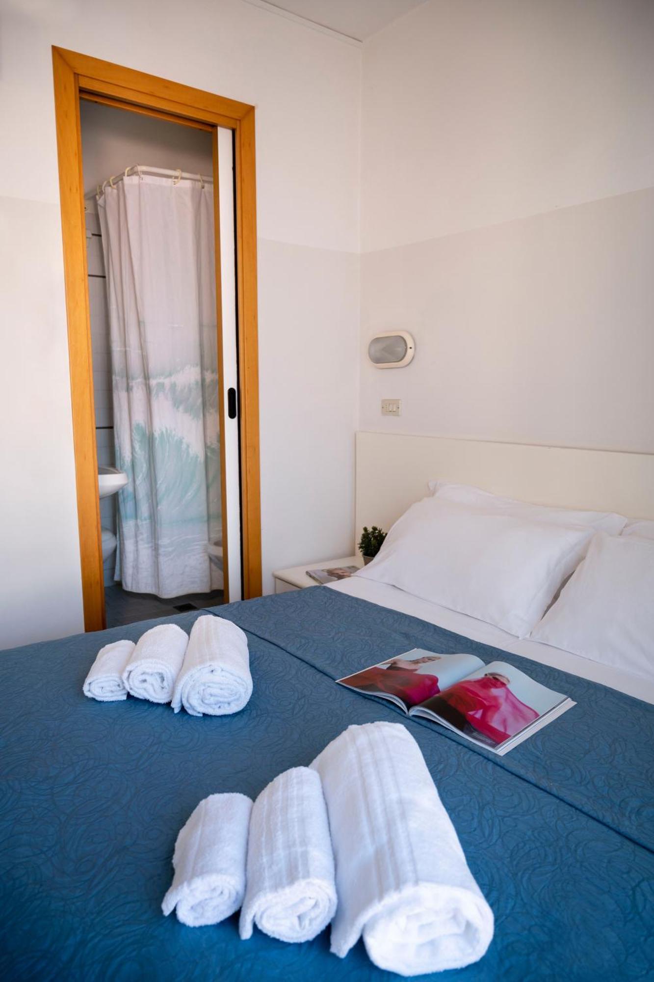 Hotel Selene - Vista Mare Riccione Camera foto