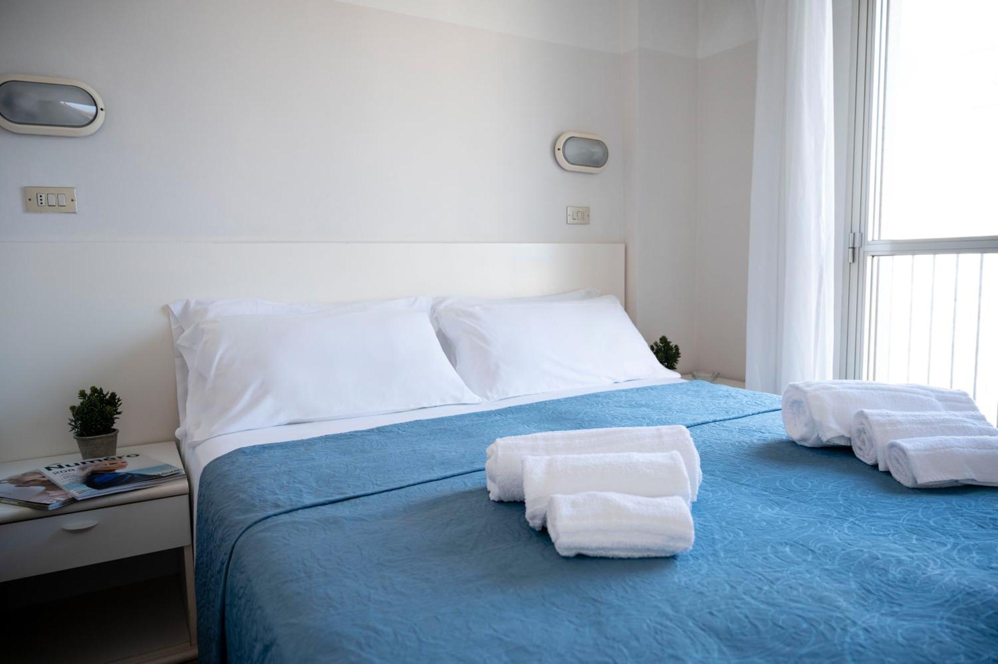 Hotel Selene - Vista Mare Riccione Camera foto