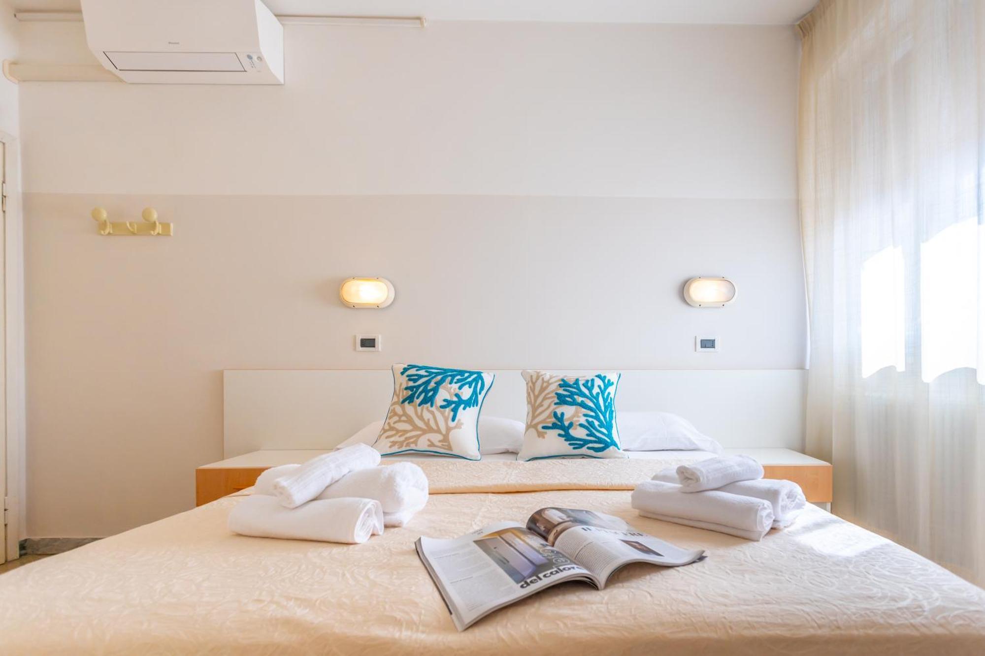 Hotel Selene - Vista Mare Riccione Esterno foto