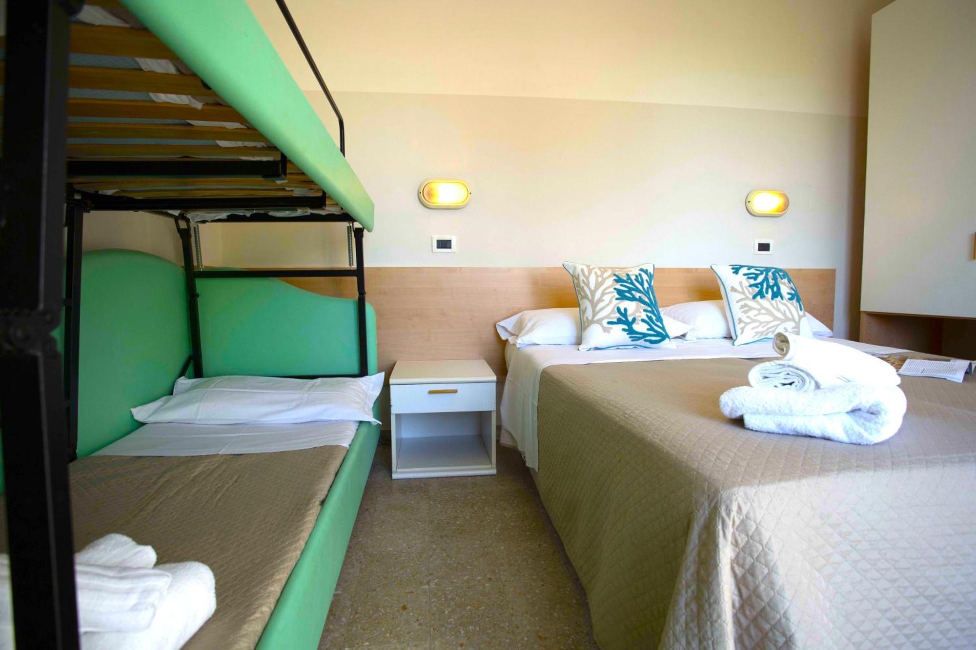 Hotel Selene - Vista Mare Riccione Camera foto
